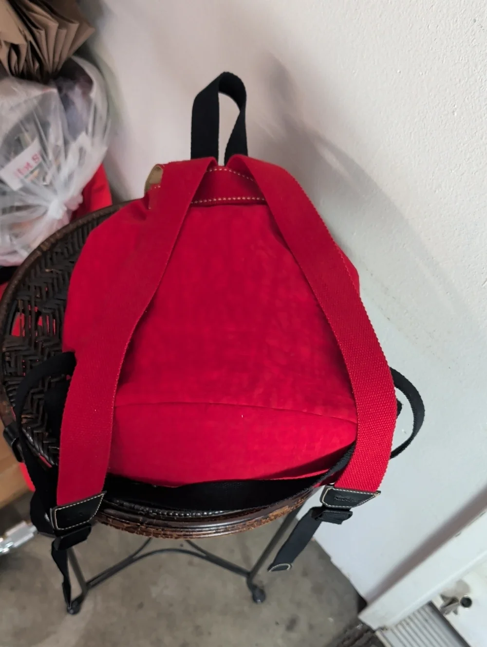 VINTAGE KIPLING FUNDAMENTAL BACKPACK/RUCKSACK BAG RED NYLON DRAWSTRING MONKEY